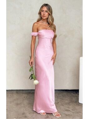 Beginning Boutique Elvira Pink Satin Formal Maxi Dress Size 6 NWT Wedding Guest